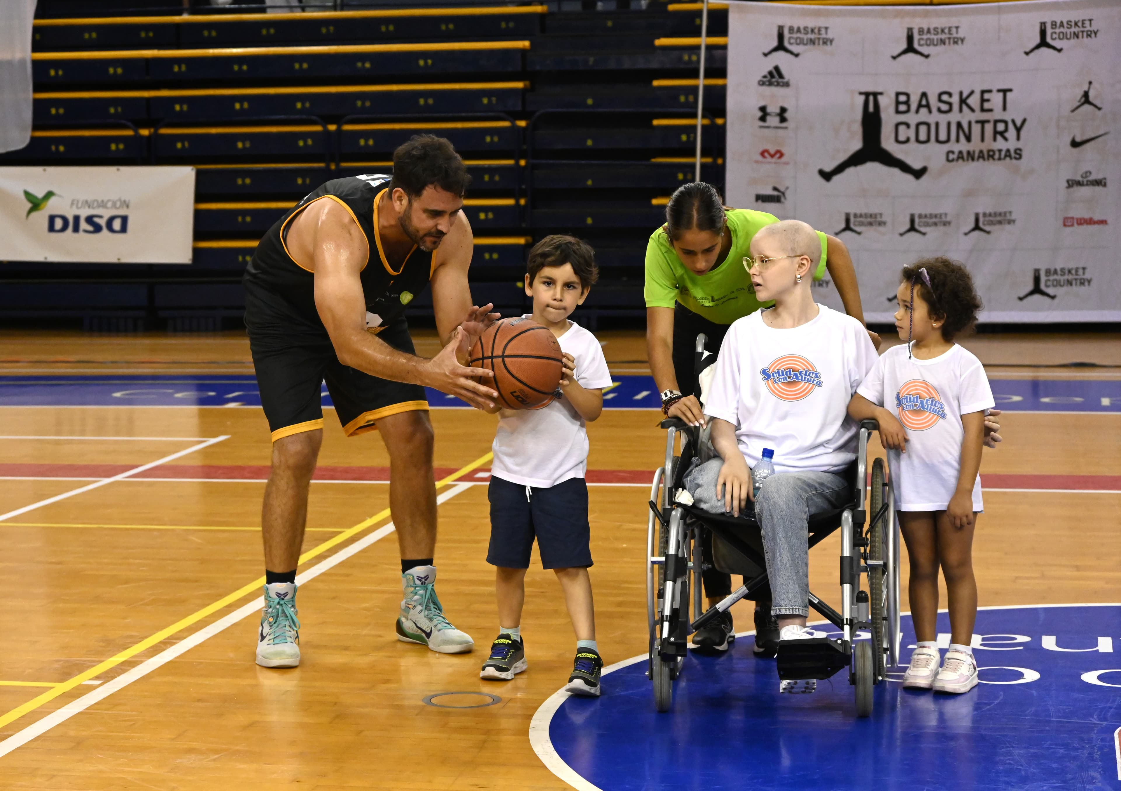 Foto Solidarios con Altura 2024